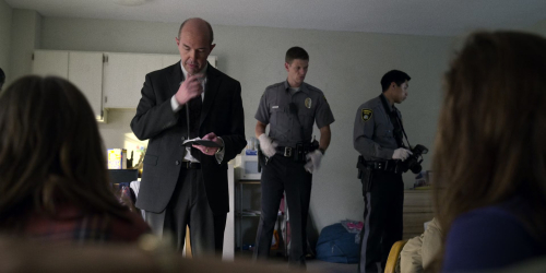 Unbelievable_1x01_0603.jpg