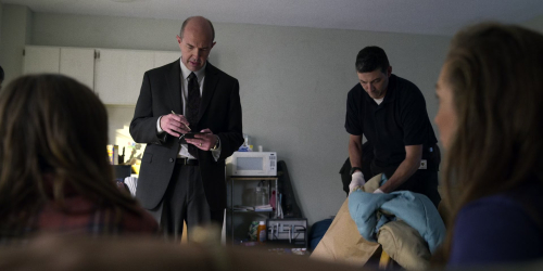 Unbelievable_1x01_0641.jpg